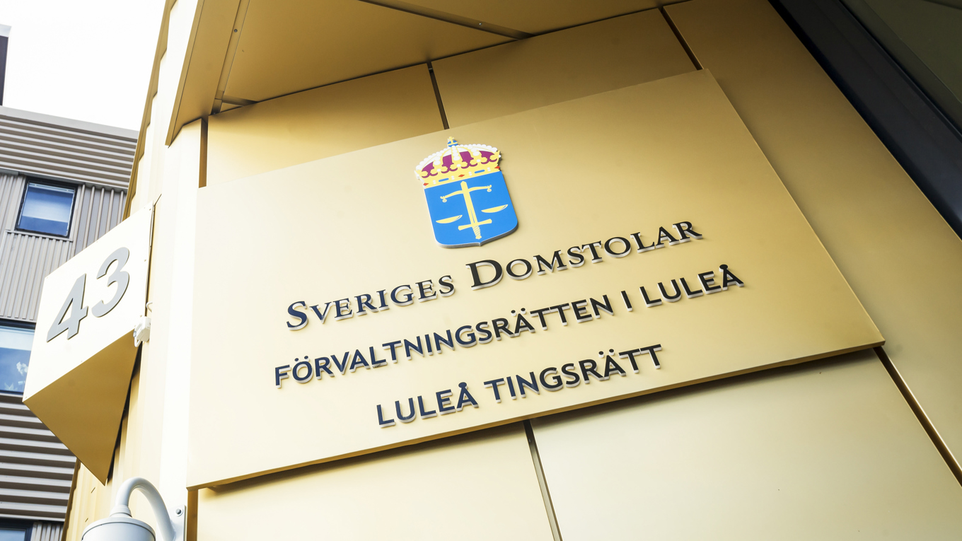 En man har häktats misstänkt för våldtäkt mot barn. Arkivbild. Foto: Susanne Lindholm/TT