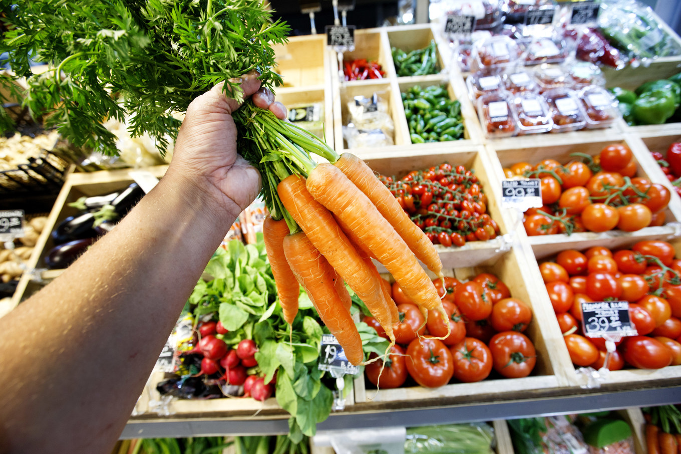 Svenskarna är allt sämre på att äta grönsaker. Arkivbild. Foto: Gorm Kallestad/NTB/TT