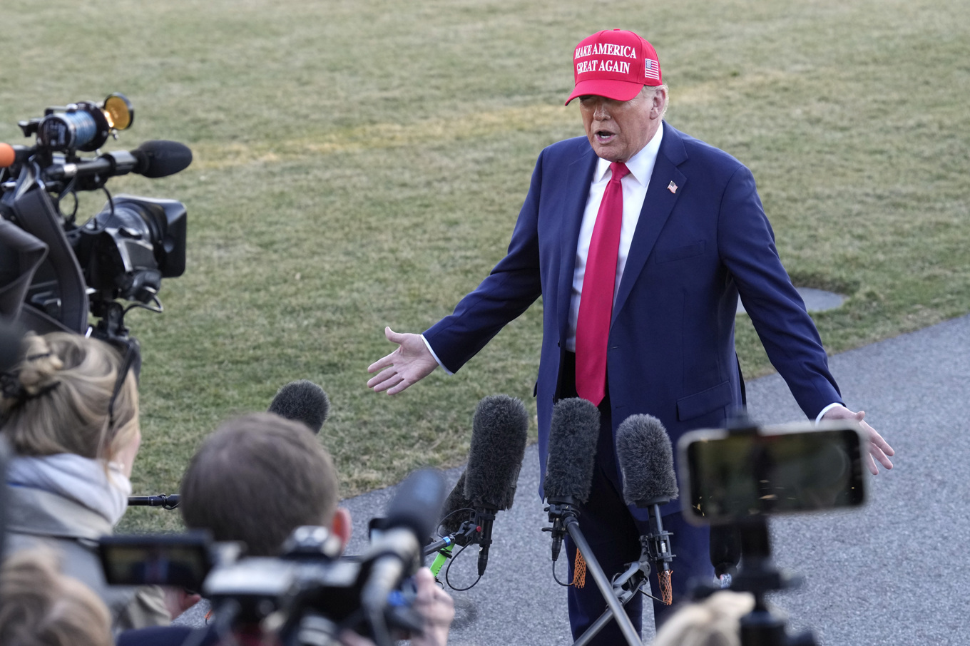 USA:s president Donald Trump, här utanför Vita huset i fredags. Foto: Jacquelyn Martin/AP/TT