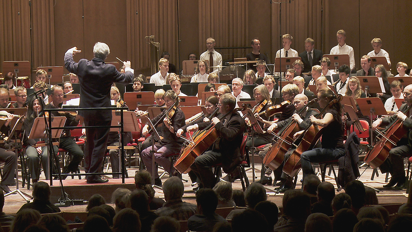 Kompositören och musikern Pär Lindh skriver om varför vi bör lyssna på klassisk musik, och ger praktiska råd till nybörjaren. Foto: Bilbo Lantto