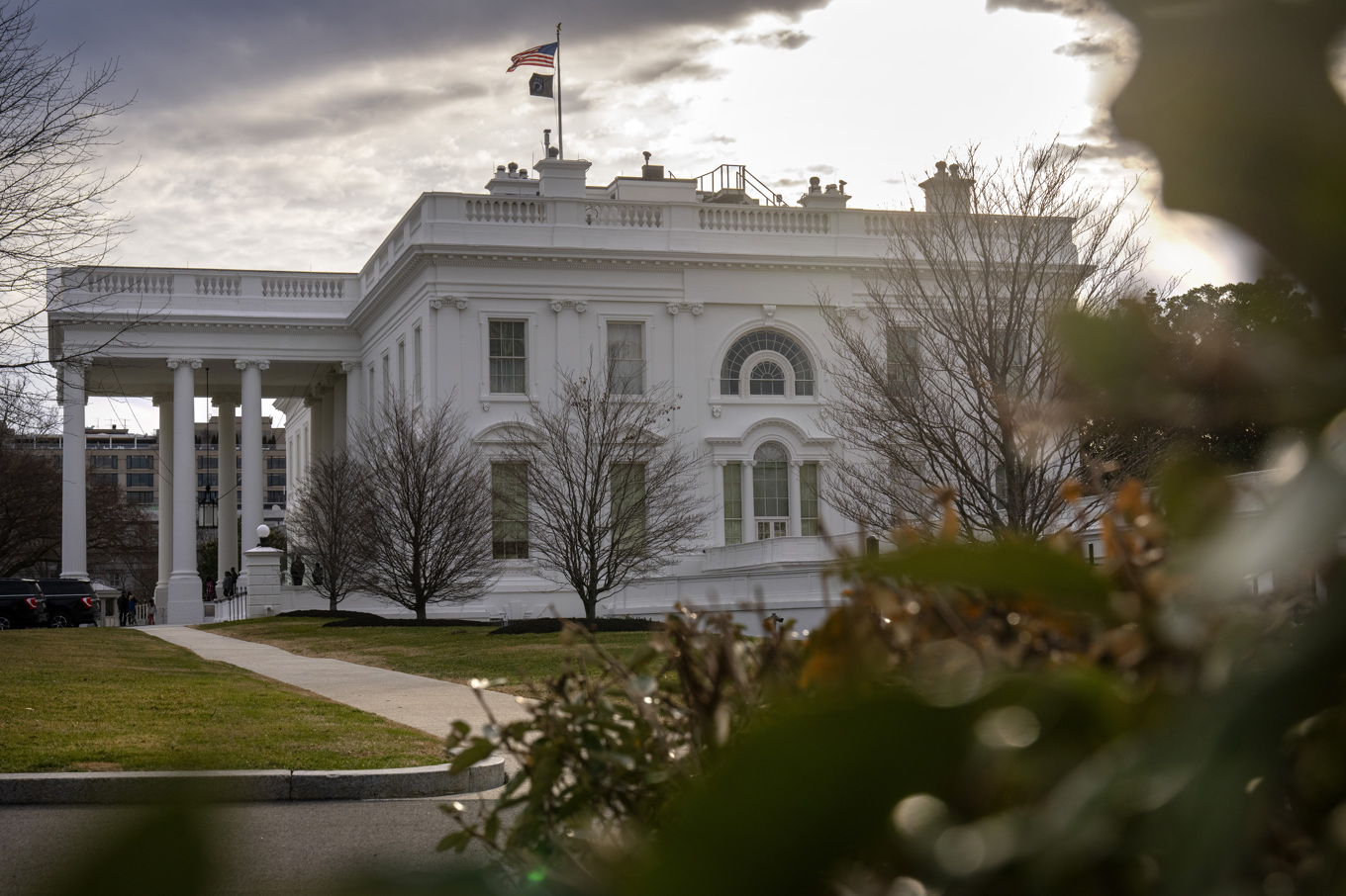 Vita huset i Washington DC på en bild tagen tidigare i mars. Foto: Mark Schiefelbein/AP/TT