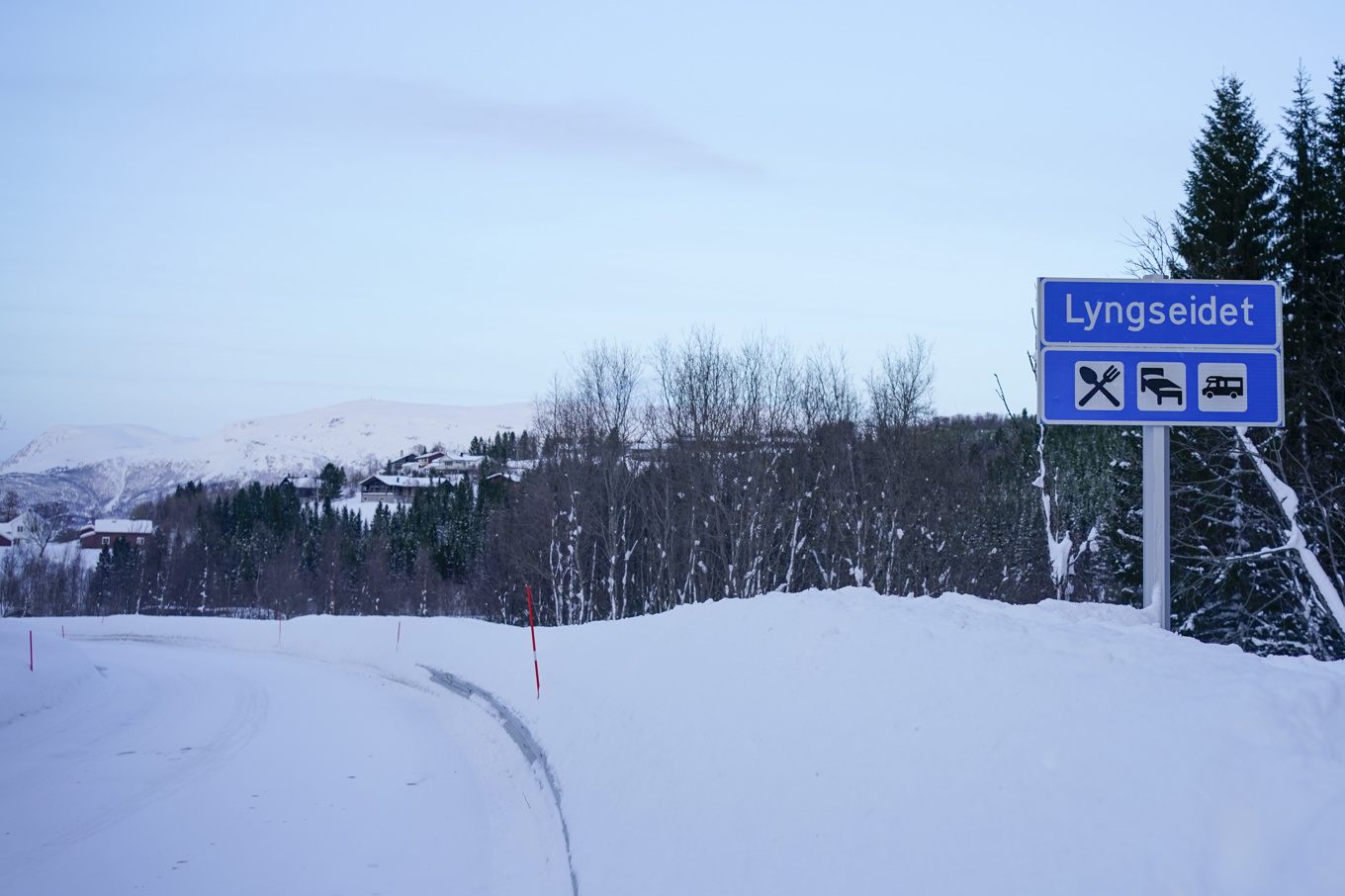 Tre turister drogs med i en lavin i Lyngen kommun i Troms. Foto: Terje Pedersen/NTB/TT