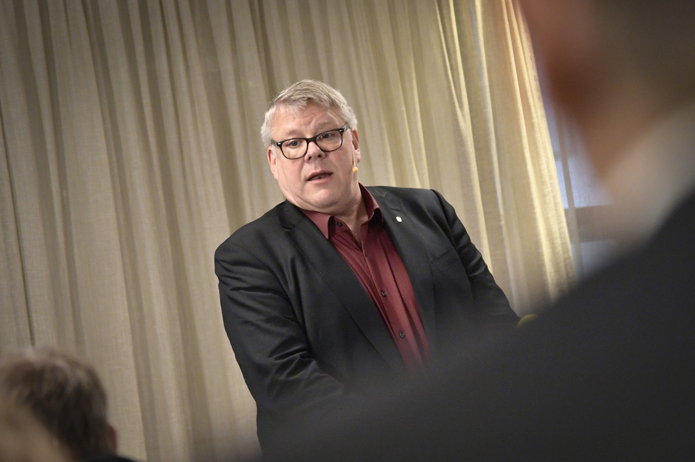 Arne Alfredsson, chef för myndighetssamverkan på Arbetsmiljöverket, vid måndagens pressträff om myndighetssamverkan mot arbetslivskriminalitet. Foto: Axel Narving/TT