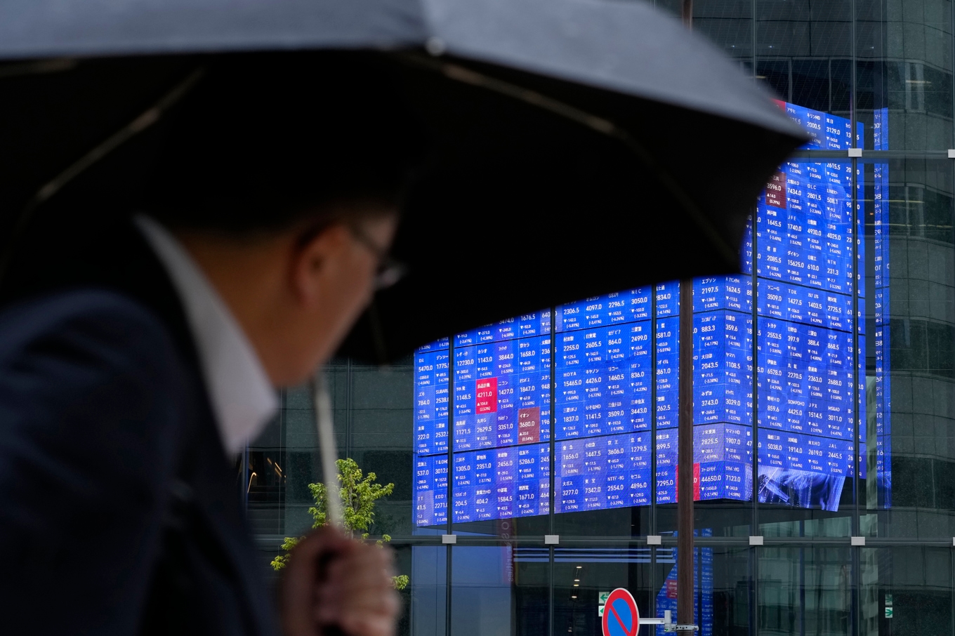 Börserna skakas av Trumps tullpolitik. Arkivbild. Foto: Shuji Kajiyama/AP/TT