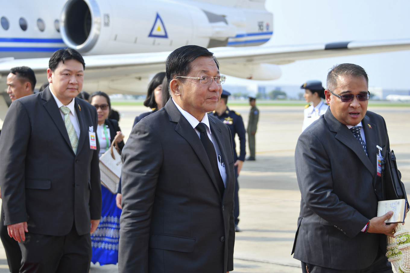 Myanmars juntaledare Min Aung Hlaing på besök i Bangkok. Arkivbild. Foto: Thailands utrikesdepartement via AP/TT