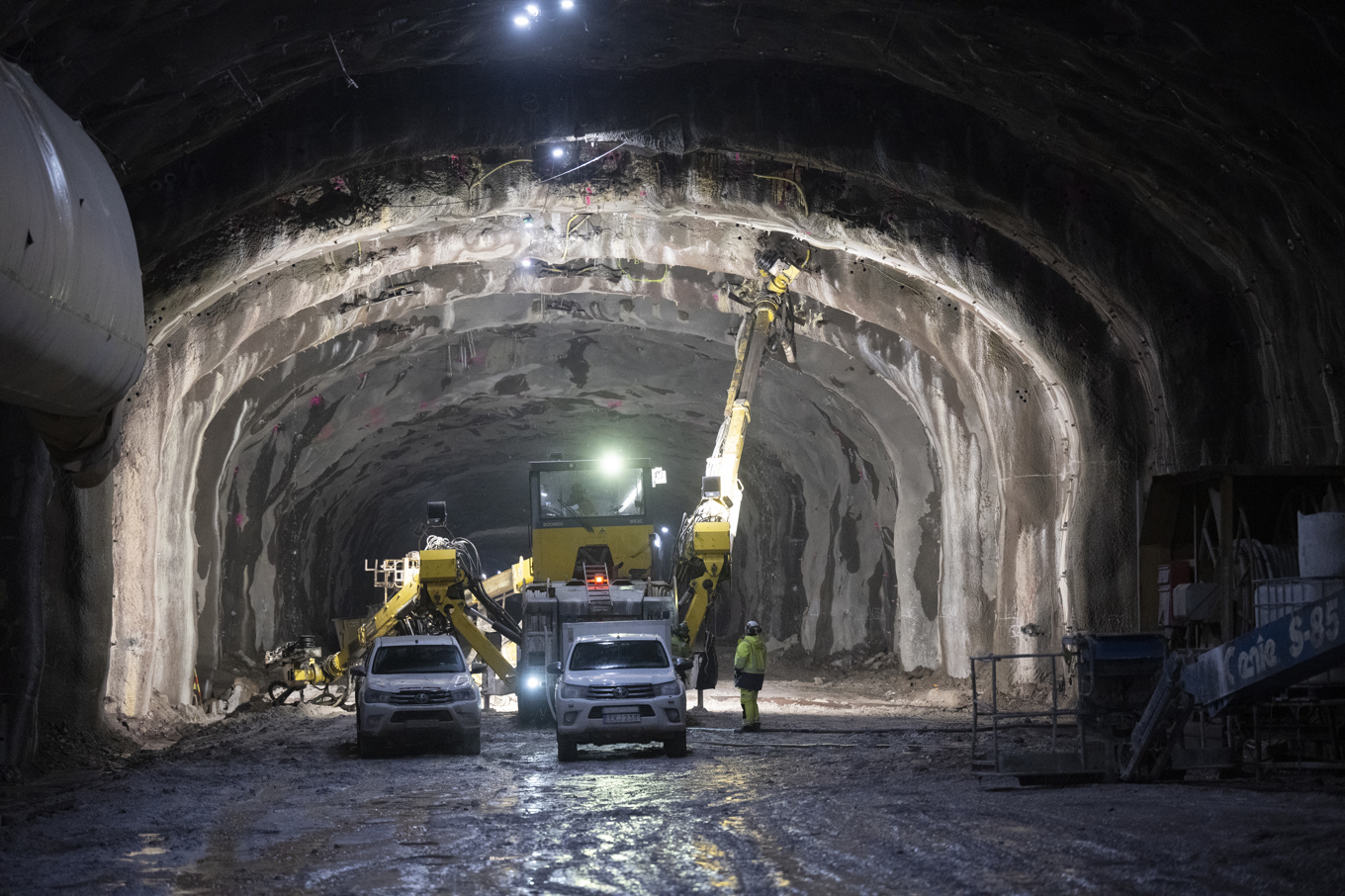 Byggandet av Förbifart Stockholm pågår fortfarande och beräknas vara helt klar 2030. Bilden är från oktober 2023. Foto: Fredrik Sandberg/TT