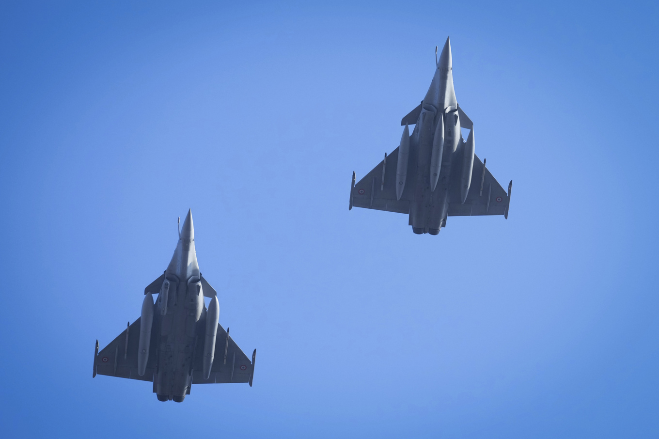 Franska stridsflyg av typen Rafale. Bilden togs i Estland i februari. Foto: Sergei Grits/AP/TT