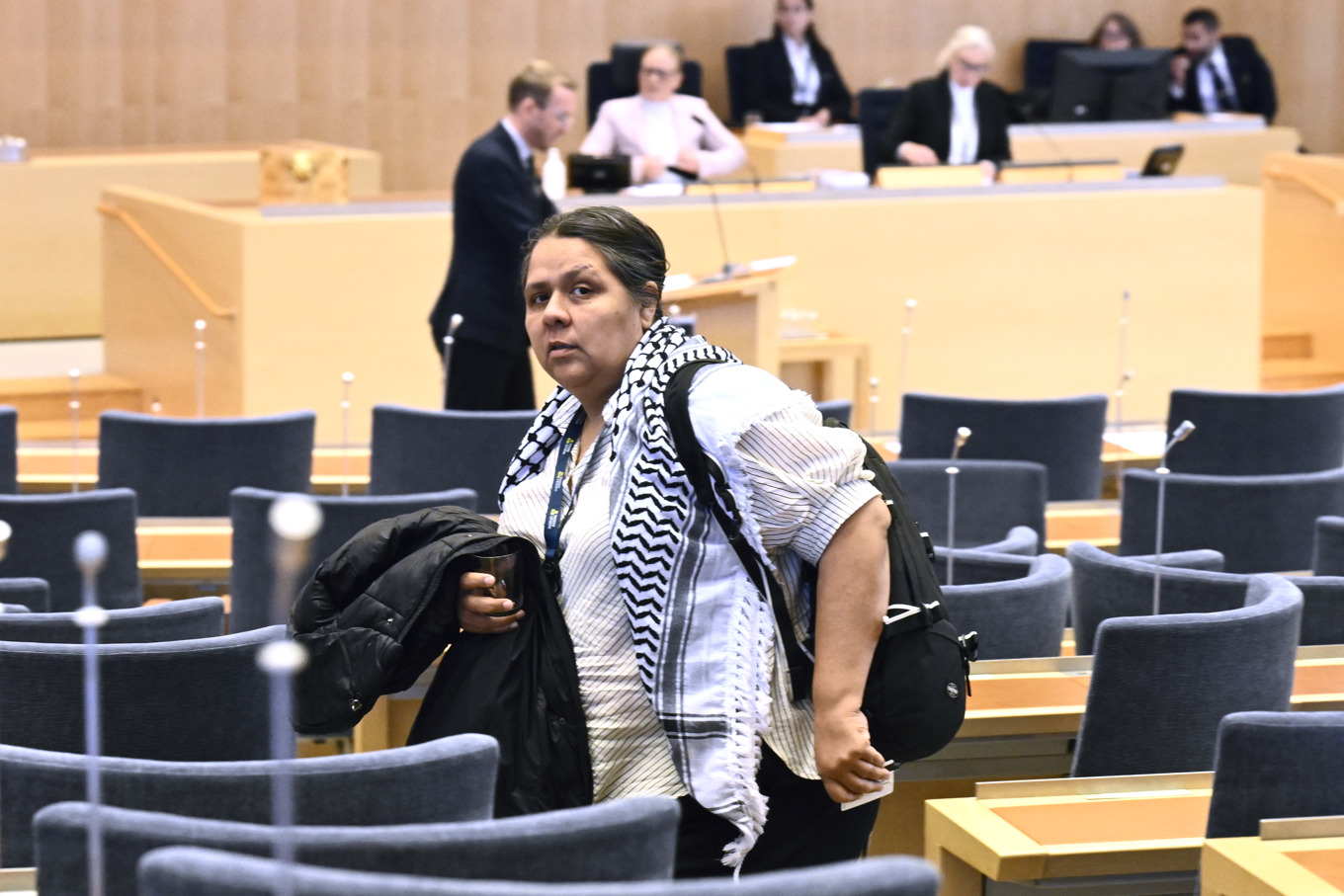 Vänsterpartiets Lorena Delgado Varas har uppmanats att lämna riksdagen men säger nu att hon vägrar. Arkivbild. Foto: Jonas Ekströmer/TT