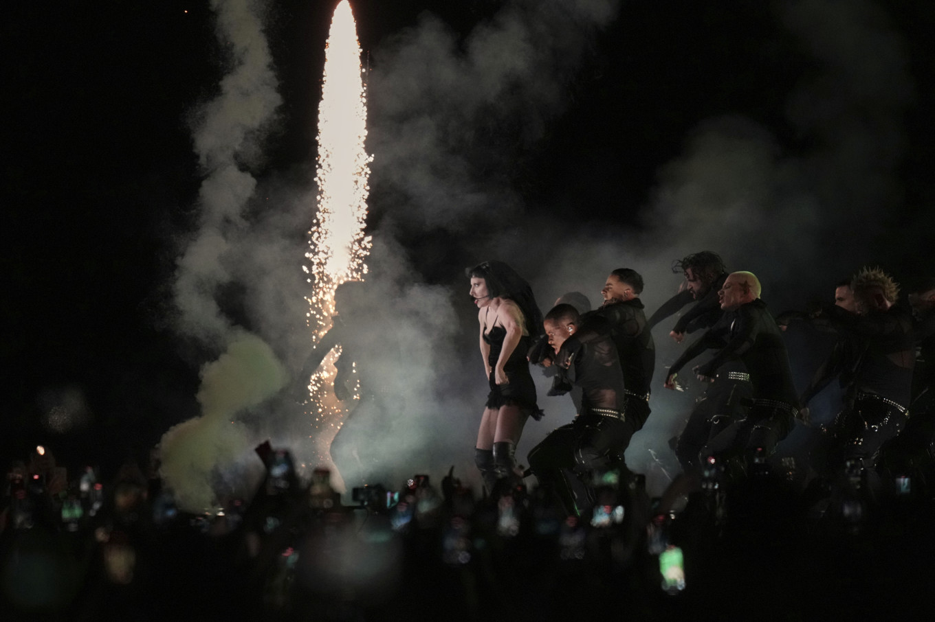 Lady Gaga på scenen i Rio. Foto: Silvia Izquierdo/AP/TT
