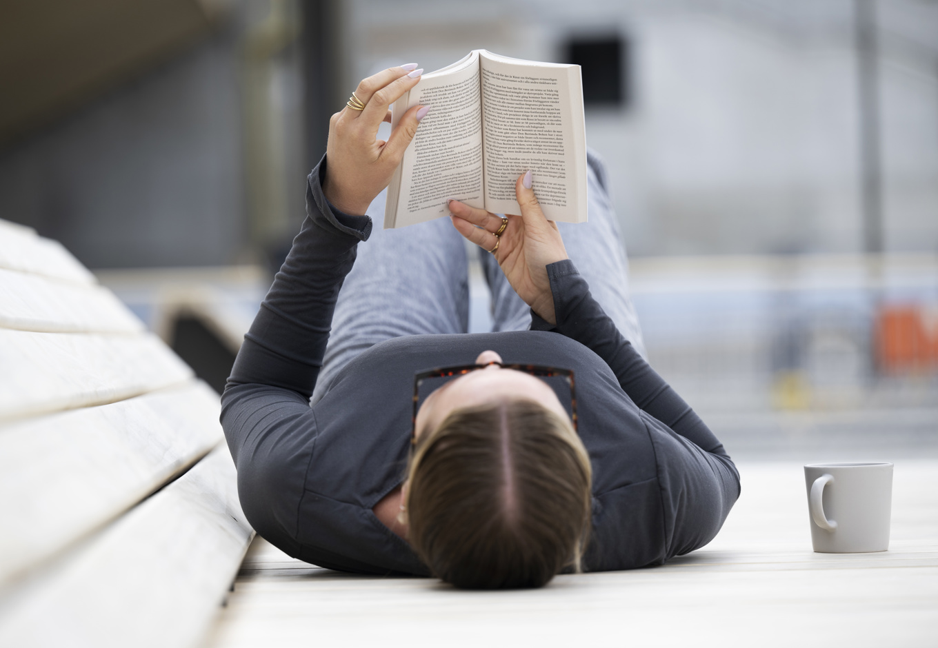 Tryckta böcker lästes rekordmycket förra året. Foto: Fredrik Sandberg/TT