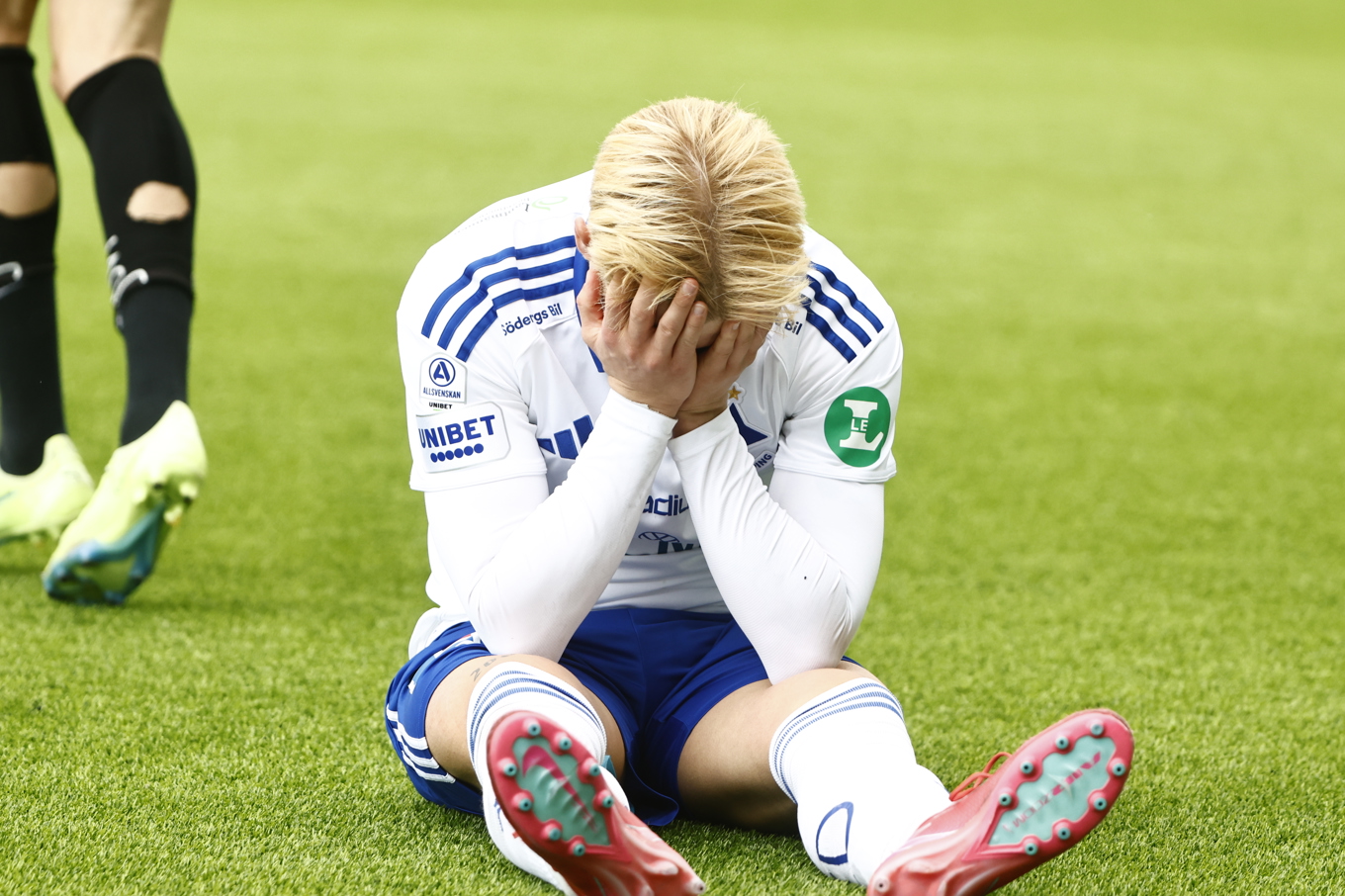 IFK Norrköping blöder ekonomiskt och varslar nu personal. Arkivbild. Foto: Stefan Jerrevång/TT