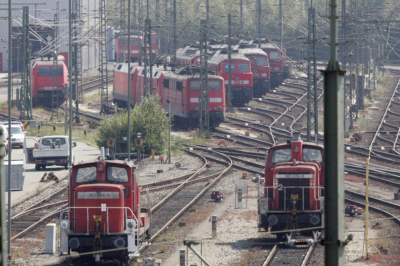 De gripna skulle placera explosiva ämnen på godstransporter mot Ukraina. Arkivbild på godståg i tyska Hamburg. Foto: Kai-Uwe Knoth/AP/TT