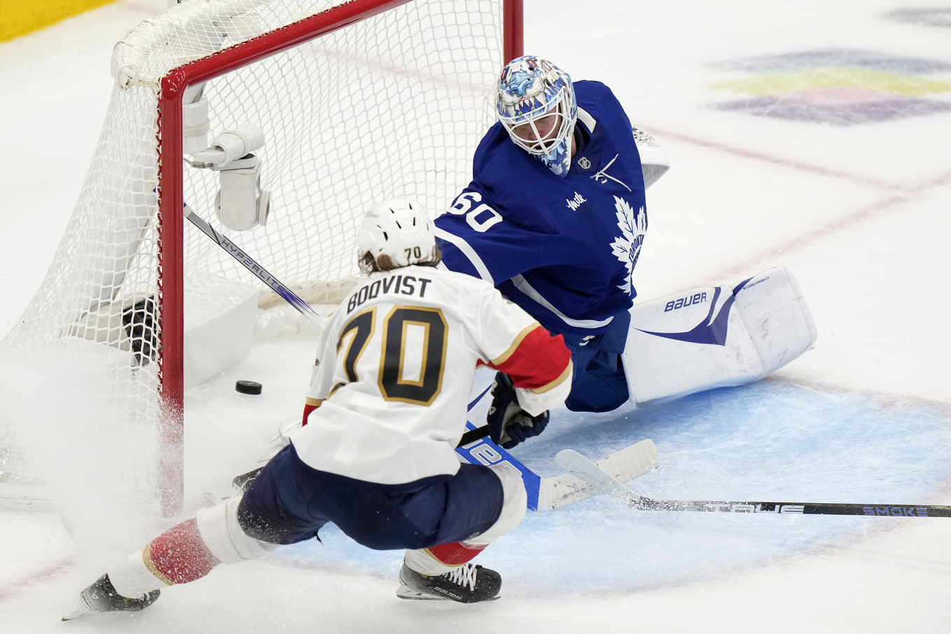Jesper Boqvists mål i nattens match i kvartsfinalserien mellan Florida och Toronto. Foto: Frank Gunn/AP/TT