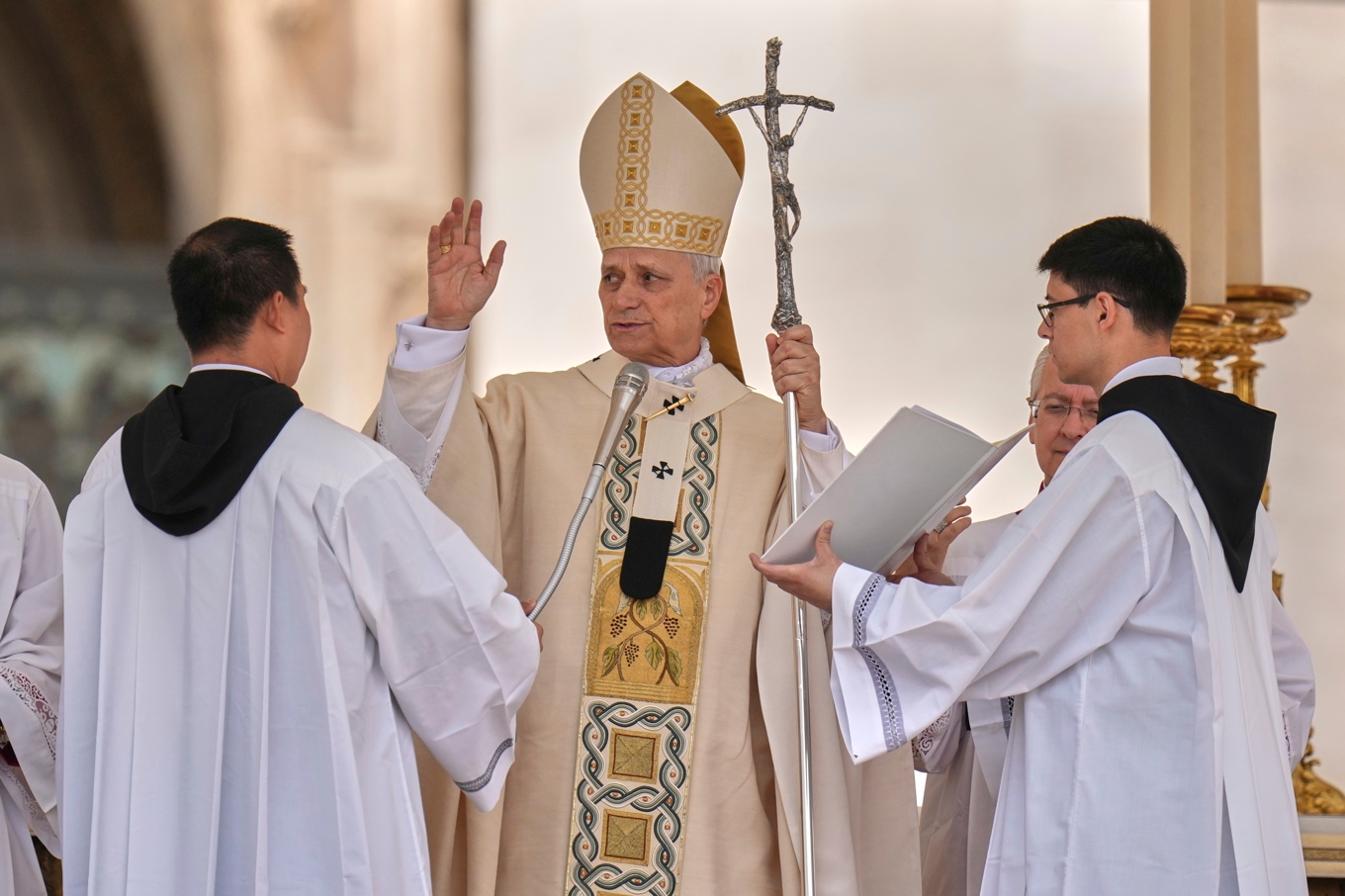 Påve Leo höll sin installationsmässa på söndagen. Foto: Alessandra Tarantino/AP/TT