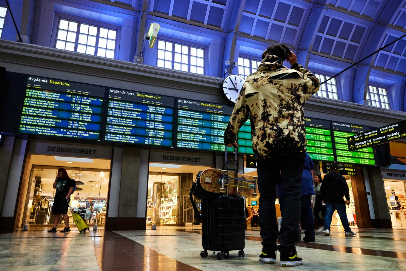 En nedriven kontaktledning har orsakat ett större tågstopp. Arkivbild. Foto: Fredrik Persson/TT