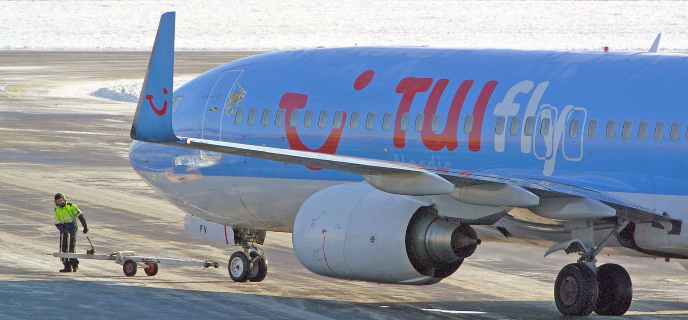 Charterflygbolaget Tuifly är ett av flera som kan tvingas ställa in flygavgångar nästa vecka. Arkivbild. Foto: Johan Nilsson / TT