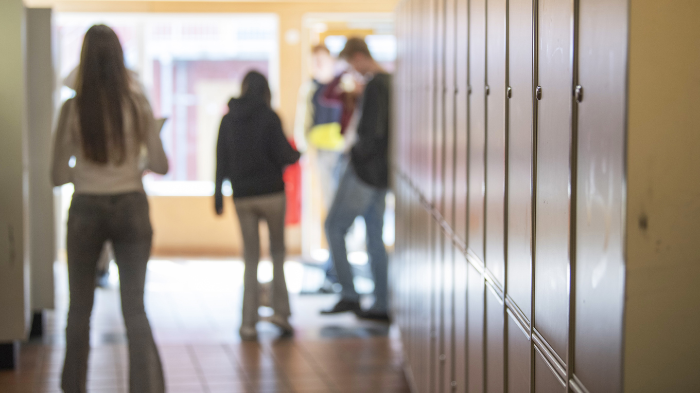 Den 1 april 2025 trädde en ny lag i kraft i Sverige som ålägger skolan att informera polisen. Foto: Viktoria Bank/TT