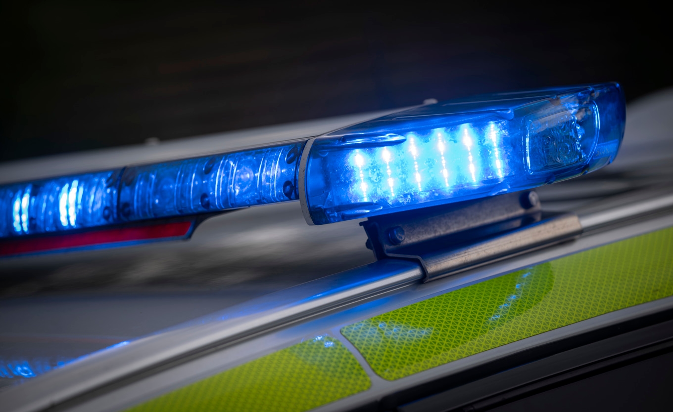 En person har förts till sjukhus, enligt polisen. Foto: Johan Nilsson/TT