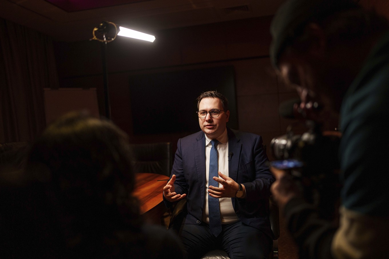 Tjeckiens utrikesminister Jan Lipavsky kallar upp Kinas ambassadör då spåren från ett cyberangrepp leder till en statskopplad kinesisk grupp. Arkivbild. Foto: Evgeniy Maloletka/AP/TT