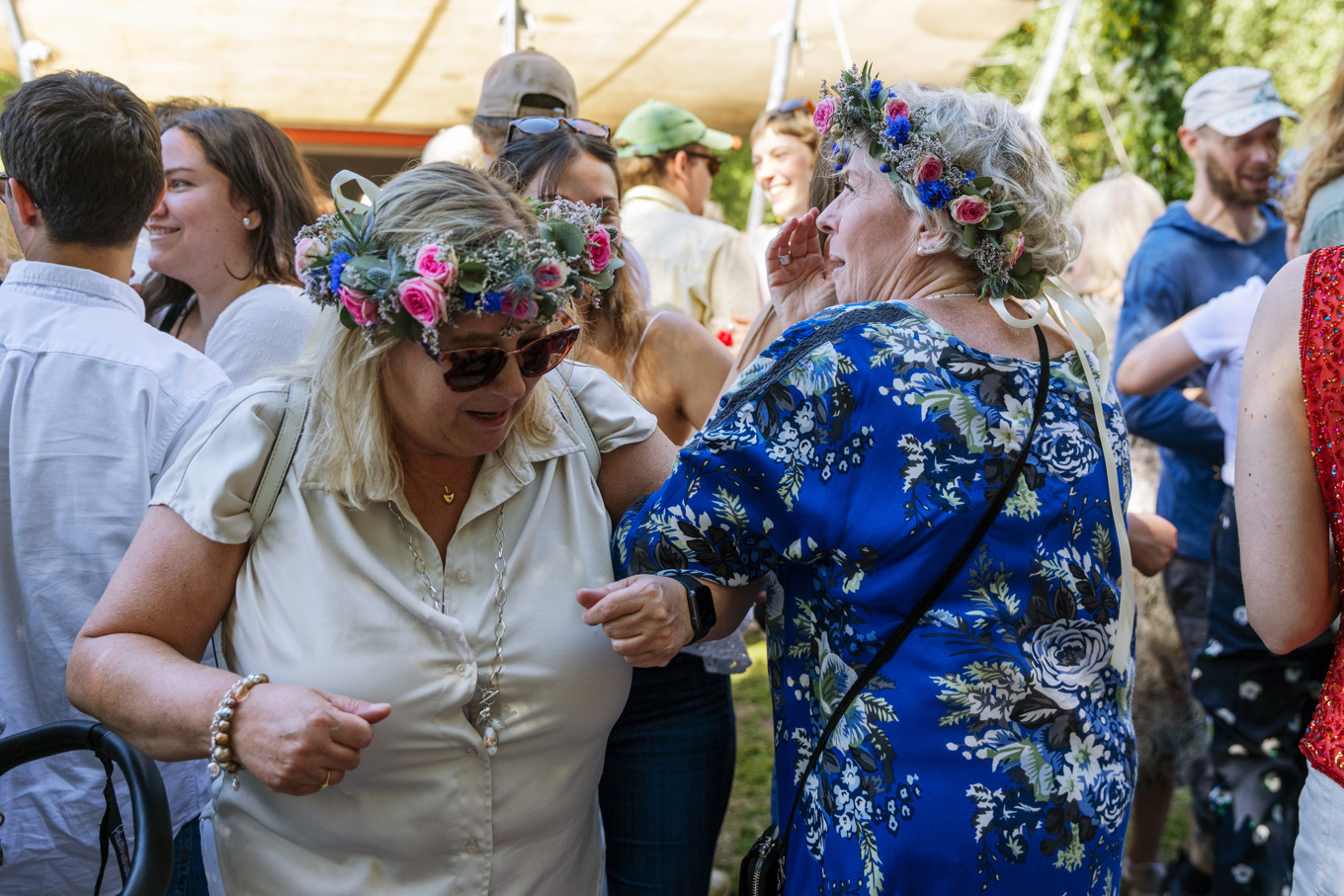 Det är många som kommer att dansa till klassiska sommarlåtar på midsommar. Foto: Caisa Rasmussen/TT