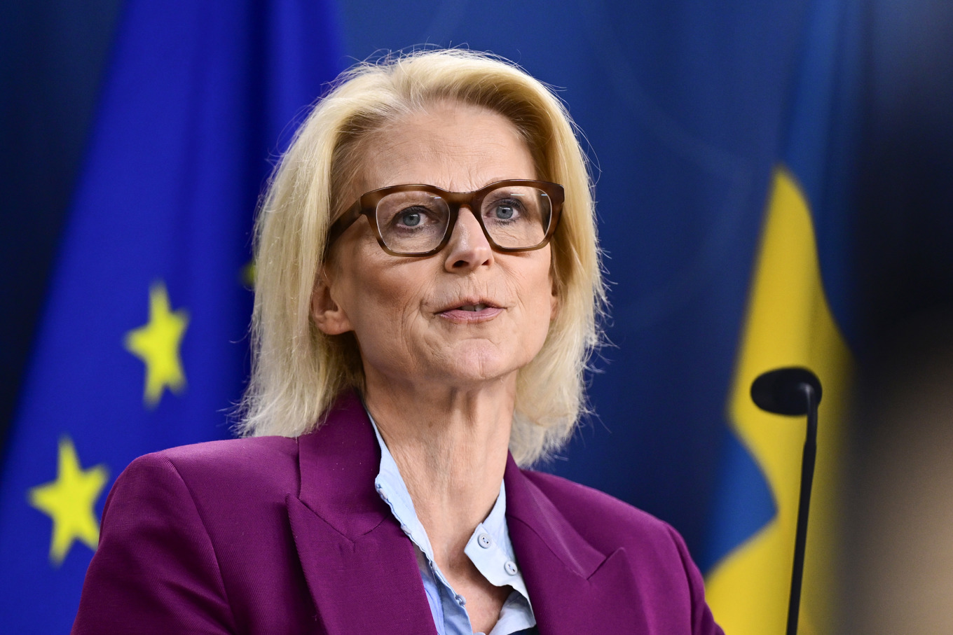 Finansminister Elisabeth Svantesson (M) presenterar finansdepartementets senaste prognos om svensk ekonomi. Foto: Magnus Lejhall/TT