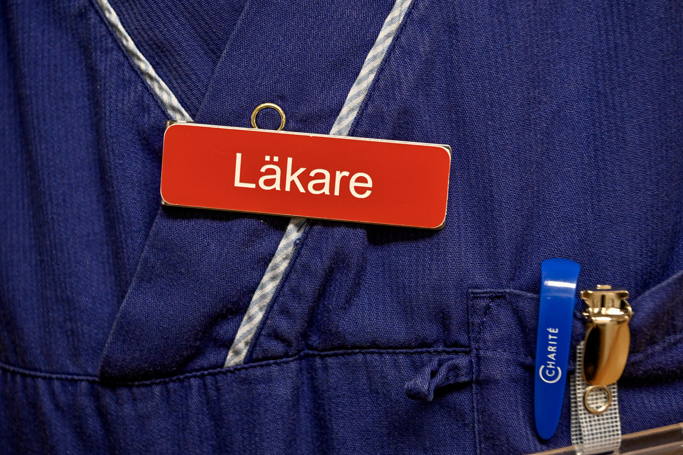 Läkares beslut att skriva ut antibiotika påverkas av hur benägna de själva är att använda det, enligt en studie. Foto: Jonas Ekströmer/TT