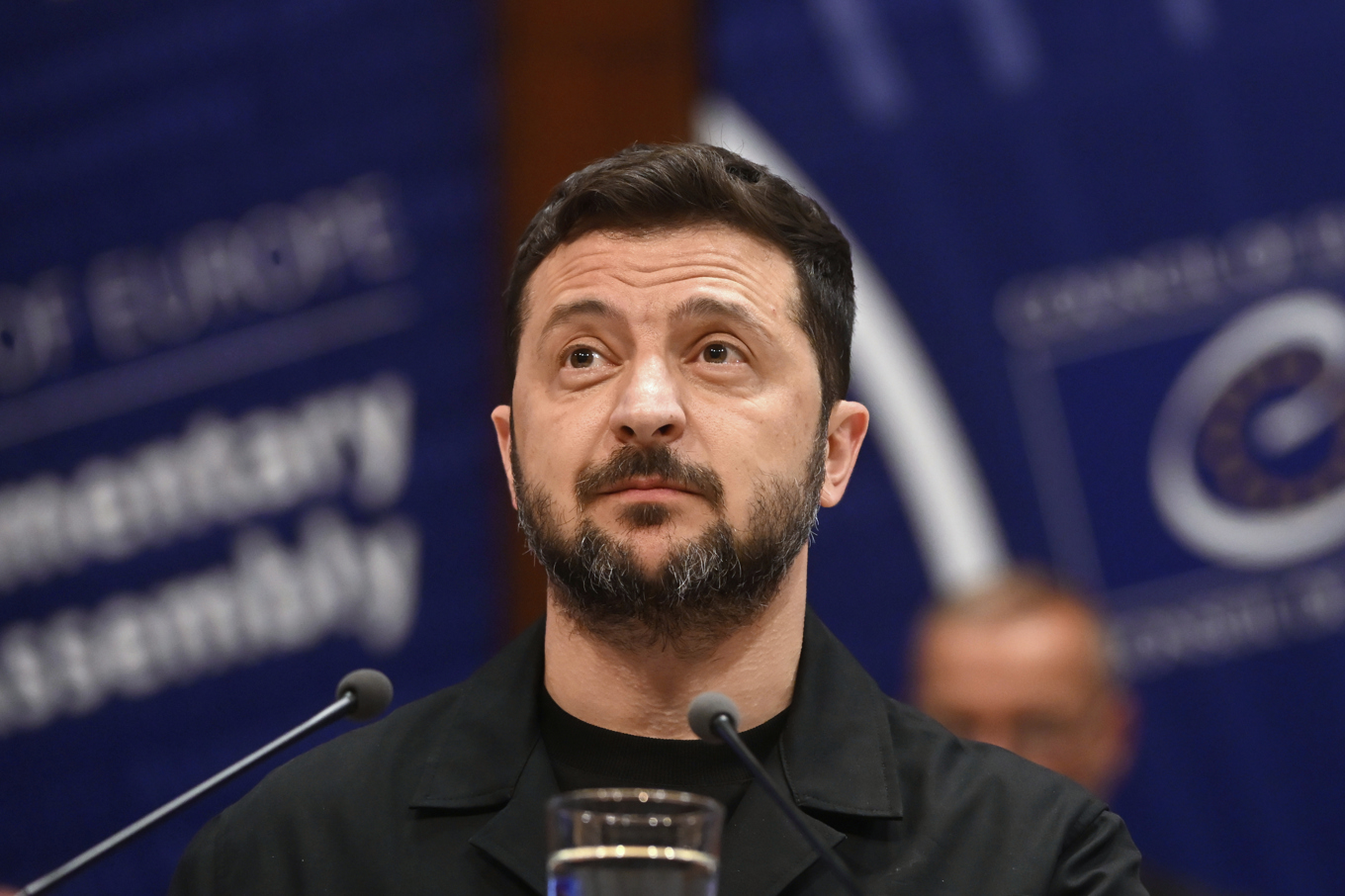 Ukrainas president Volodymyr Zelenskyj under ett besök i Strasbourg på torsdagen. Foto: Pascal Bastien/AP/TT