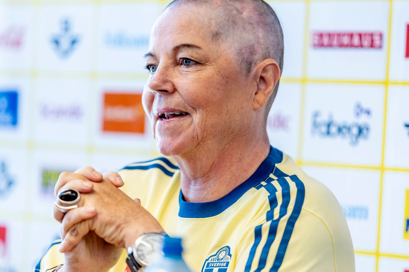 Sveriges landslagschef Marika Domanski Lyfors under en pressträff på den svenska EM-basen i Cham, Schweiz, på tisdagen. Foto: Adam Ihse/TT