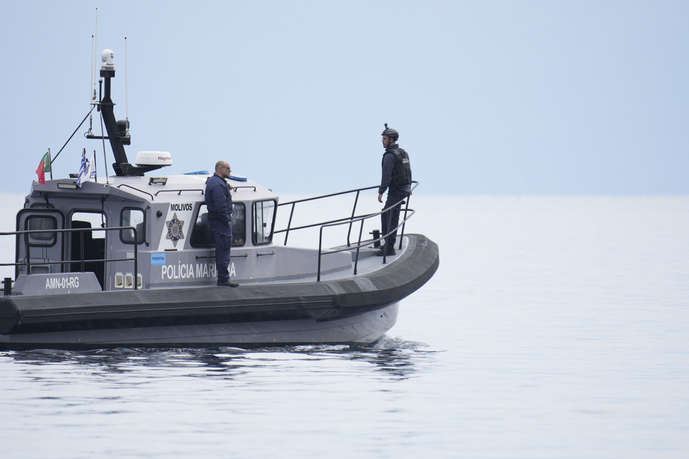 Ett fartyg från Frontex deltar i en räddningsaktion i Grekland. Bilden är tagen tidigare i år. Foto: Panagiotis Balaskas/AP/TT