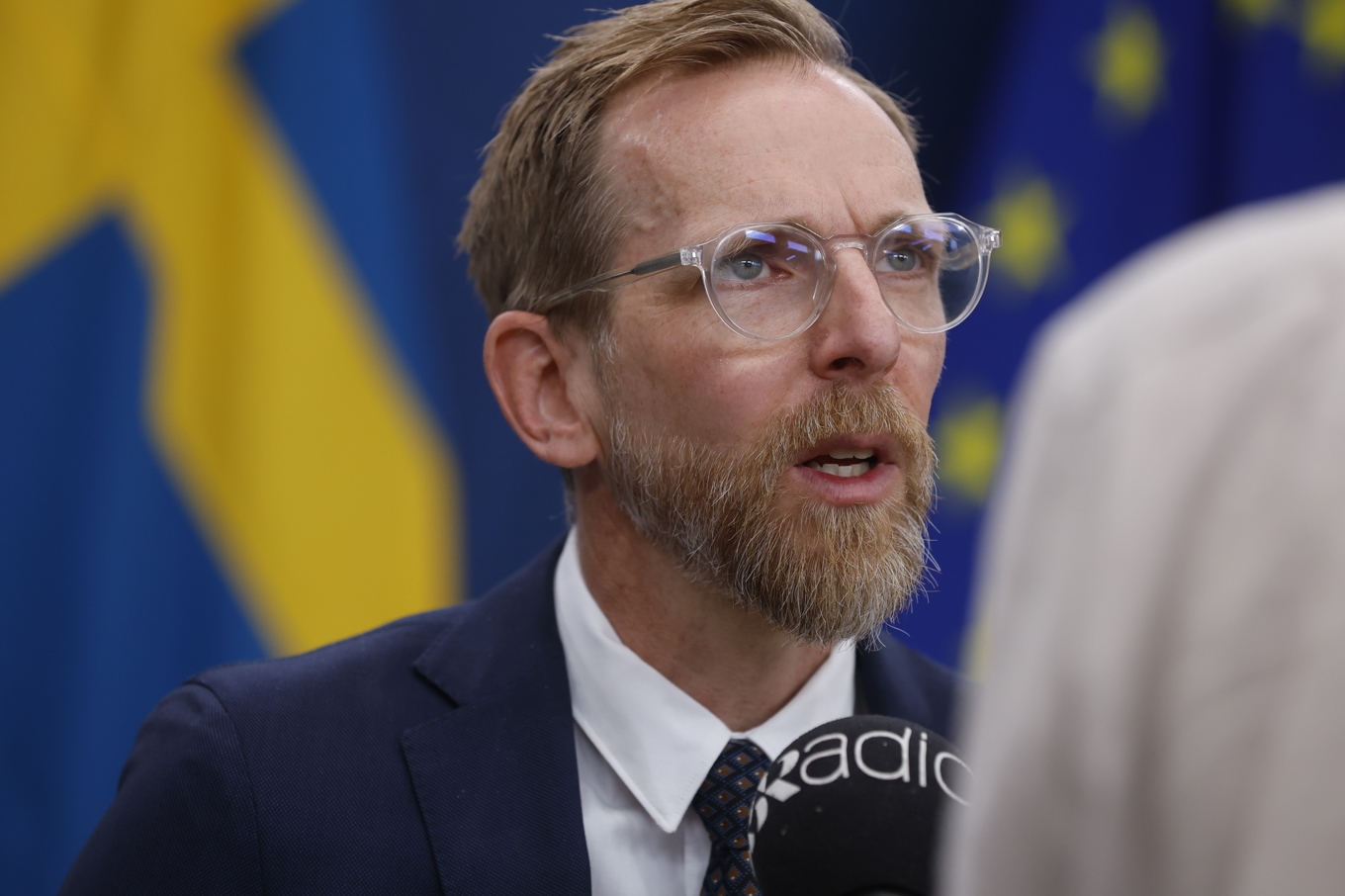 Socialminister Jakob Forssmed (KD) vill veta hur en åldersgräns i sociala medier skulle kunna fungera. Arkivbild. Foto: Pär Bäckström/TT