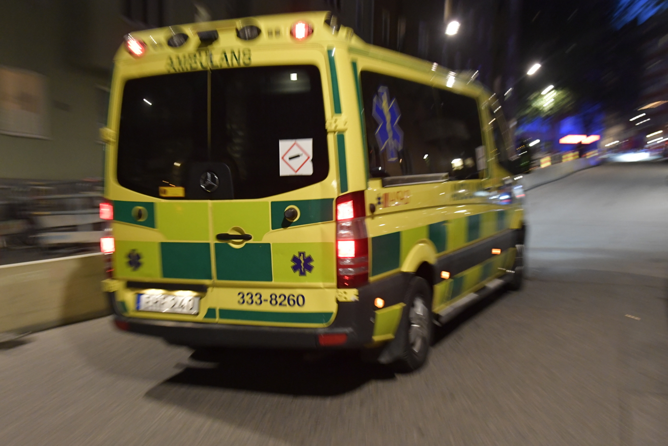 En person har förts till sjukhus med ambulans efter ett drunkningslarm i Marstrand. Arkivbild. Foto: Anders Wiklund/TT