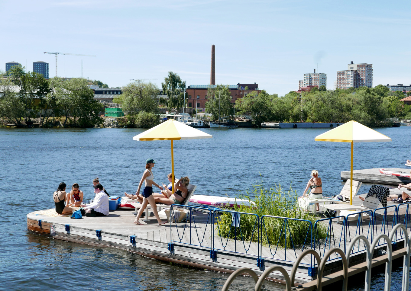 En stor del av de som jobbar i ett EU-land har inte råd med en veckas semester, enligt statistik från Eurostat. Foto: Gabriella Bruske/TT