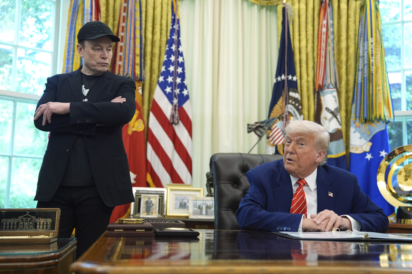 Elon Musk och Donald Trump vid en pressträff i Vita huset i maj. Foto: Evan Vucci/AP/TT