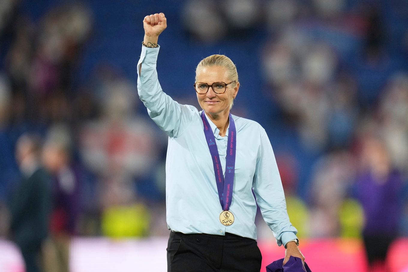 Englands förbundskapten med EM-guldet runt halsen. Foto: Alessandra Tarantino/AP/TT