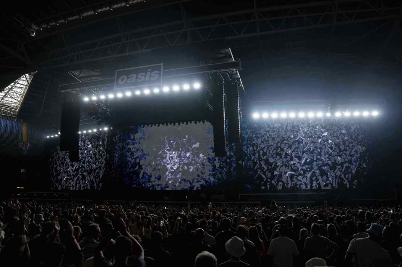 Oasis har återförenats. Bild från en konsert tidigare under turnén. Foto: Scott A Garfitt/AP/TT