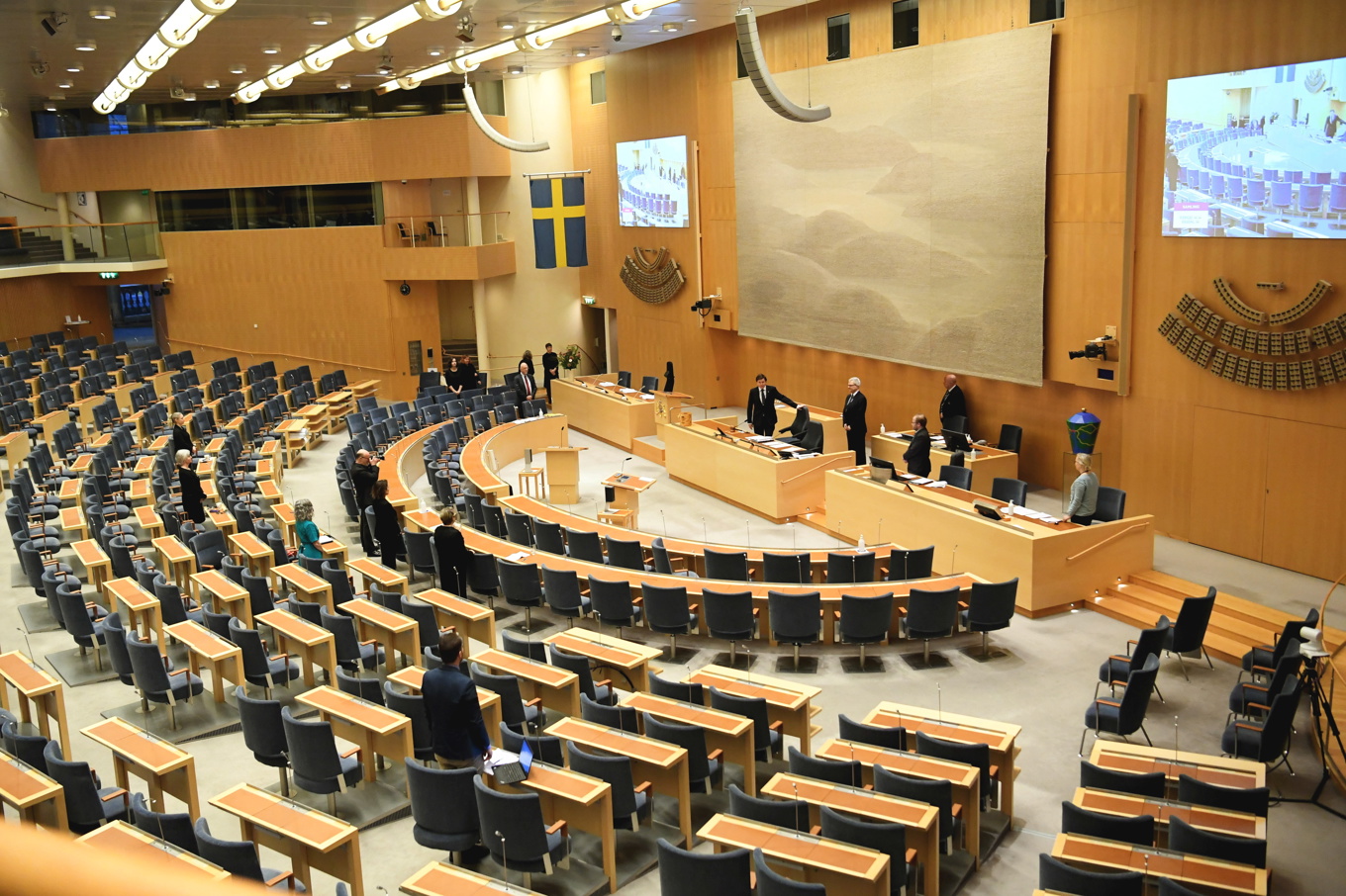 Få ministrar anmäler jäv trots att de äger aktier i bolag som kan påverkas av politiska beslut. Arkivbild. Foto: Fredrik Sandberg/TT