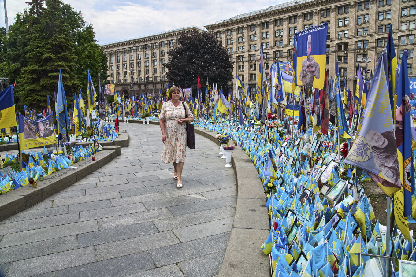 Minnesplats i Kiev för stupade ukrainska soldater. Arkivbild. Foto: Efrem Lukatsky/AP/TT
