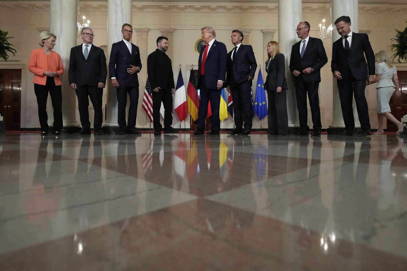 Flera europeiska ledare deltog i måndagens samtal i Vita huset. Foto: Alex Brandon/AP/TT