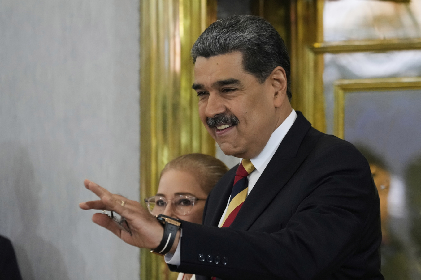 Venezuelas president Nicolás Maduro då han anlände till en presskonferens i Caracas under måndagen. Foto: Ariana Cubillos