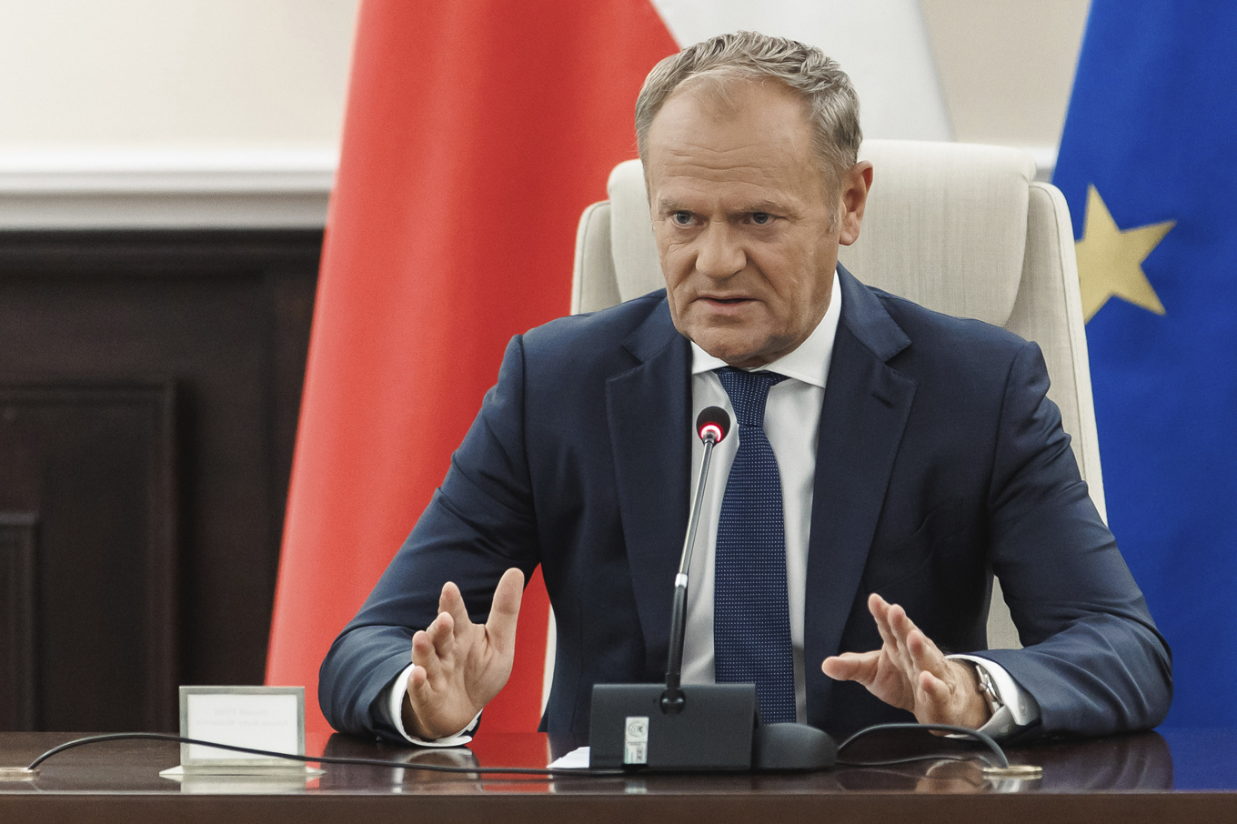 Polens premiärminister Donald Tusk under en presskonferens i onsdags, efter ryska kränkningar av polskt luftrum. Foto: Polens premiärministerkansli via AP/TT