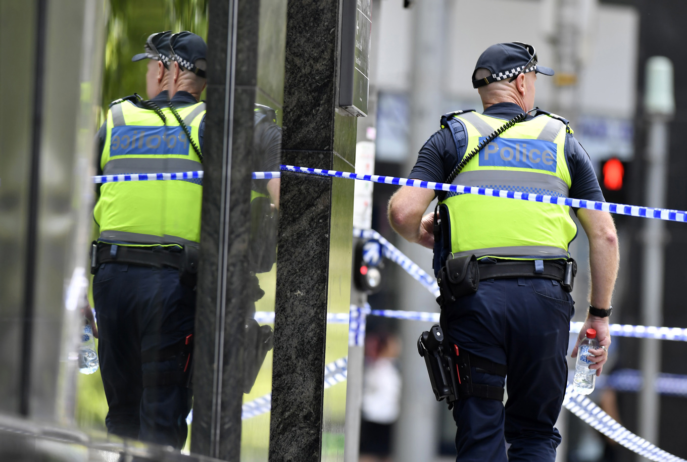 Australisk polis har gripit sju personer misstänkta för inblandning i morden på två unga pojkar i Melbourne. Arkivbild. Foto: Andrew Brownbill/AP/TT