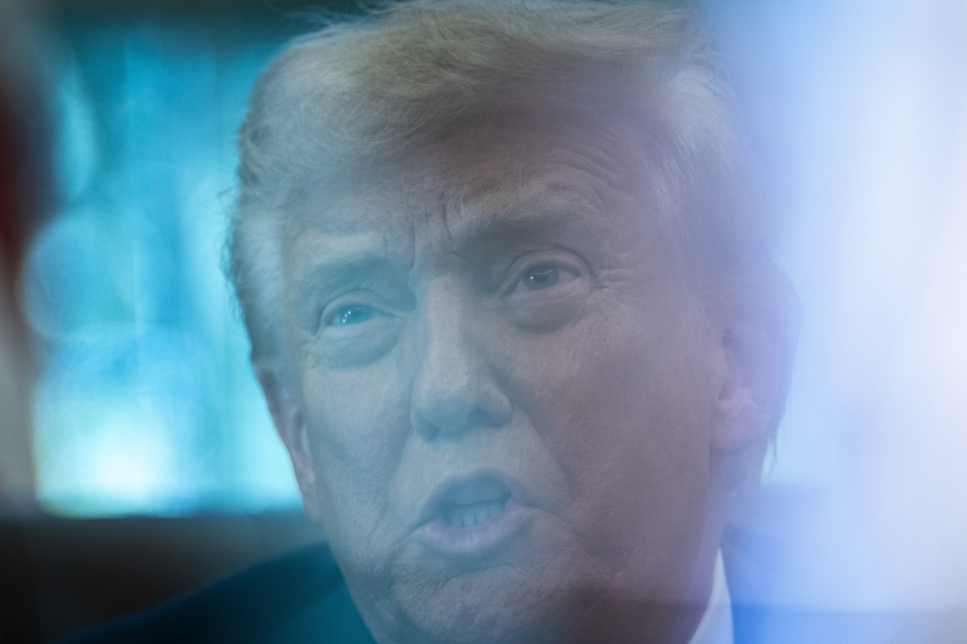 Ett fartyg som misstänks ha transporterat narkotika har attackerats av USA enligt presidenten Donald Trump. Foto: Alex Brandon/AP/TT