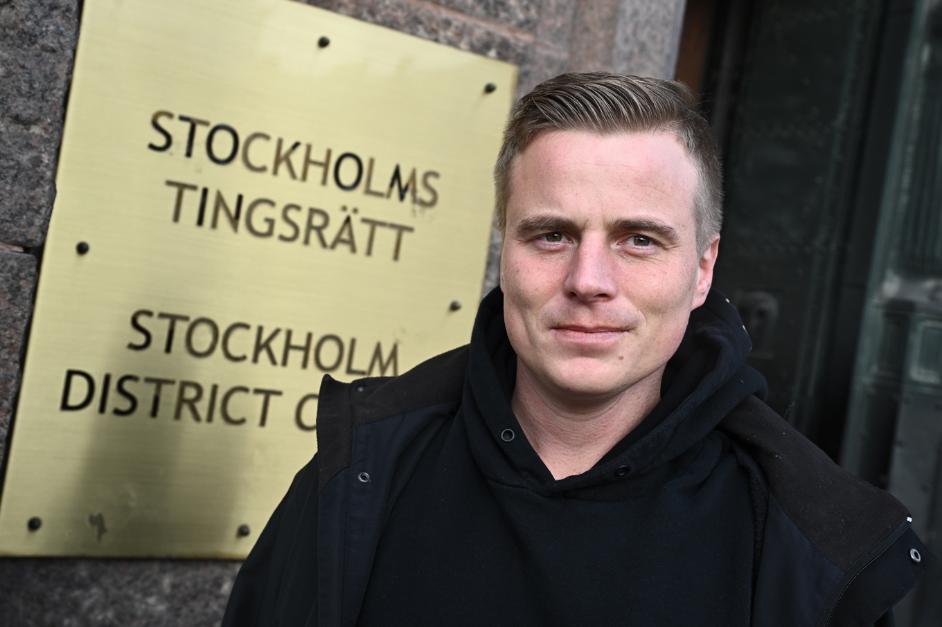 Jonathan Ravelin blev felaktigt dödförklarad. Han har stämt staten och på onsdagen hålls rättegången i Stockholms tingsrätt. Foto: Claudio Bresciani/TT