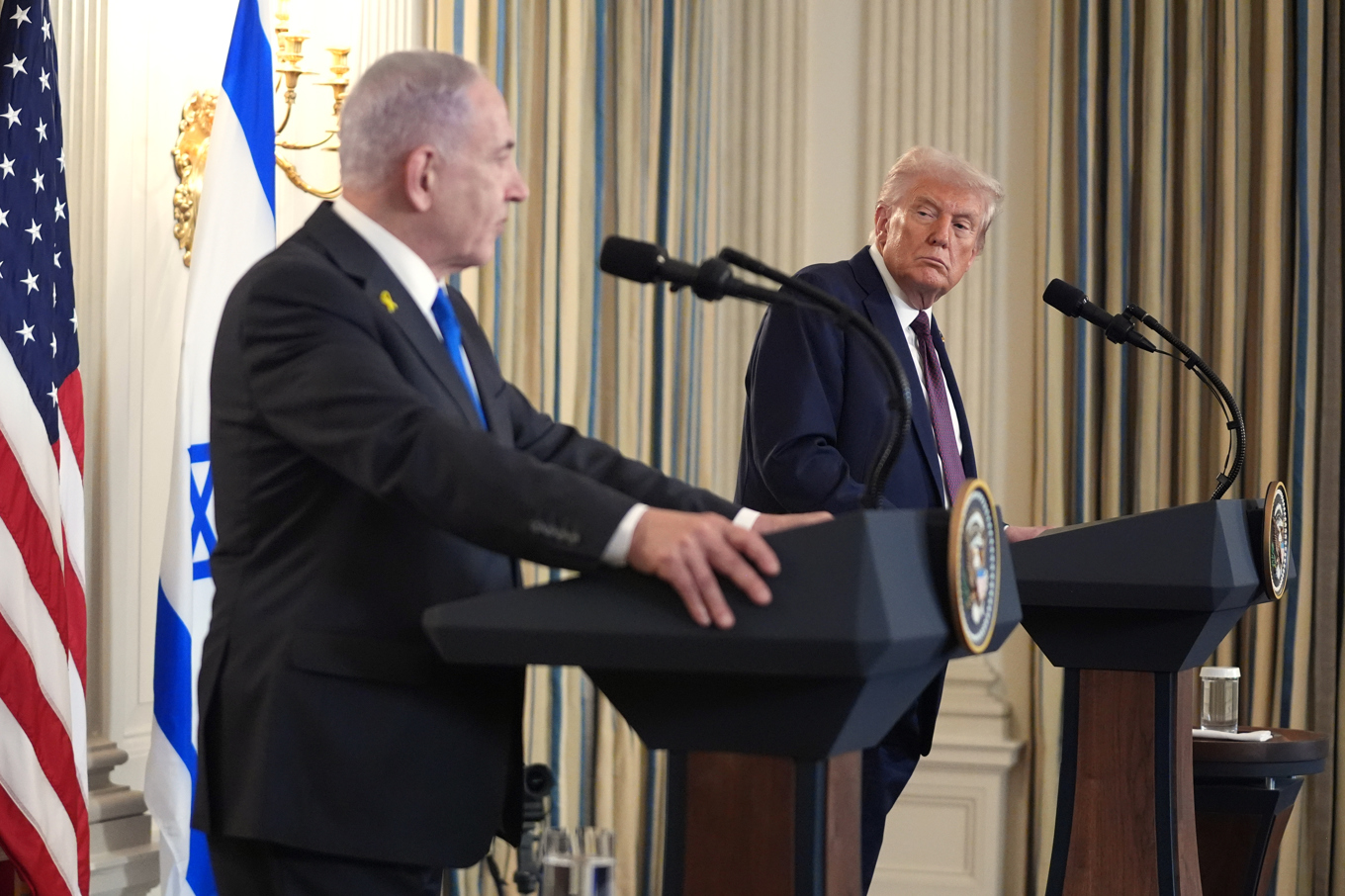 Israels premiärminister Benjamin Netanyahu och USA:s president Donald Trump under en presskonferens i Vita huset i måndags. Foto: Evan Vucci/AP/TT