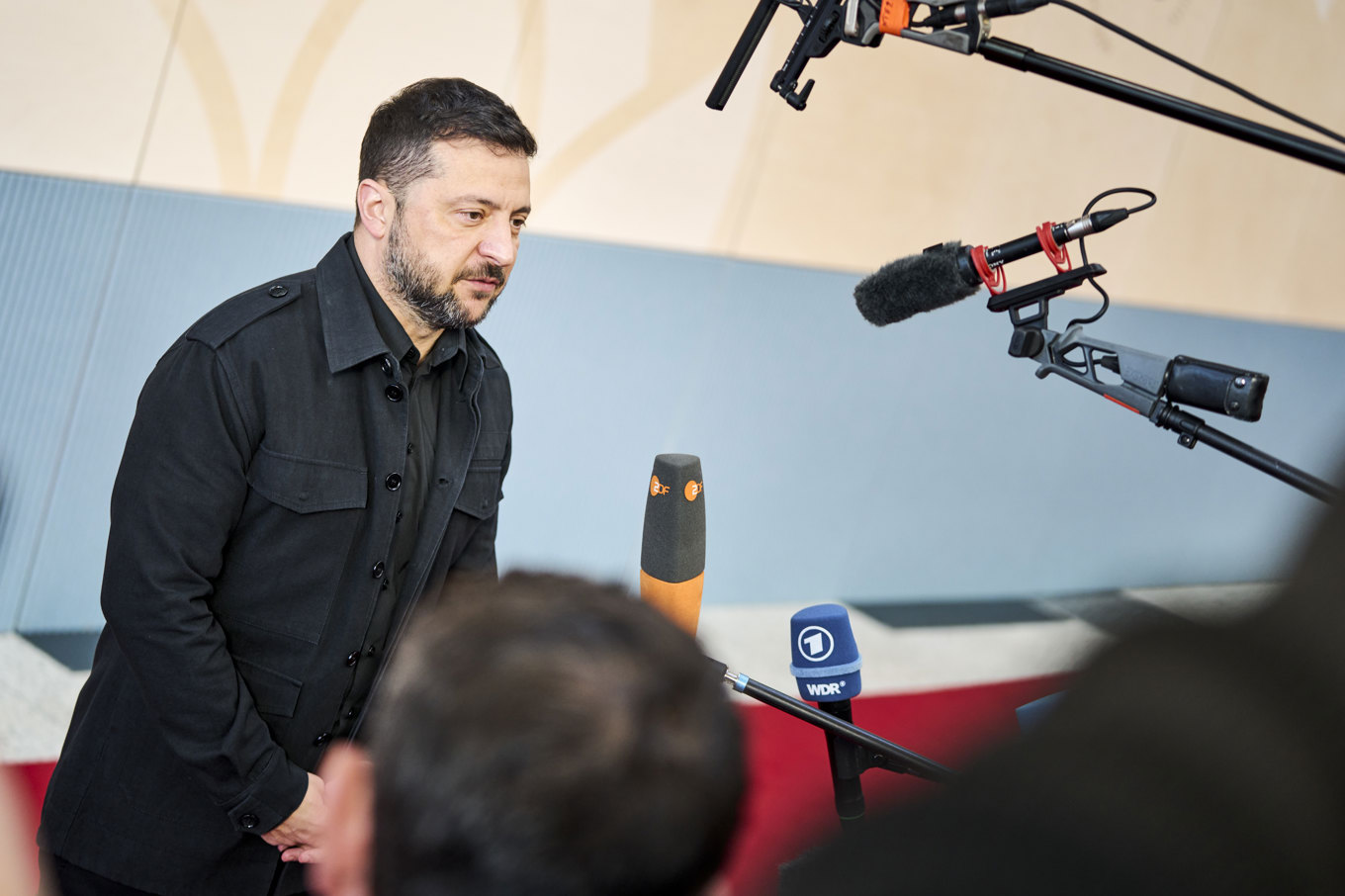 Ukrainas president Volodymyr Zelenskyj anländer till EPC-toppmötet på Bella Center i Köpenhamn. Foto: Thomas Traasdahl
