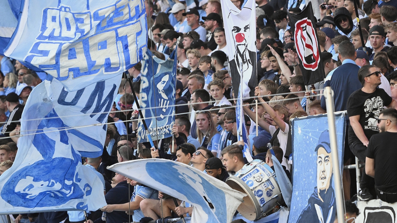 Två centerpartister i Malmö vill skapa gravplatser som bara ska vara till för Malmö FF:s supportrar. Förslaget är inspirerat av utländska exempel. Foto: Johan Nilsson/TT