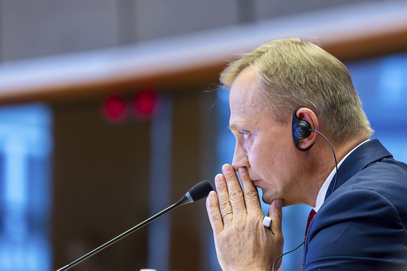 Polske Piotr Serafin är EU:s budgetkommissionär. Arkivbild. Foto: Geert Vanden Wijngaert/AP/TT