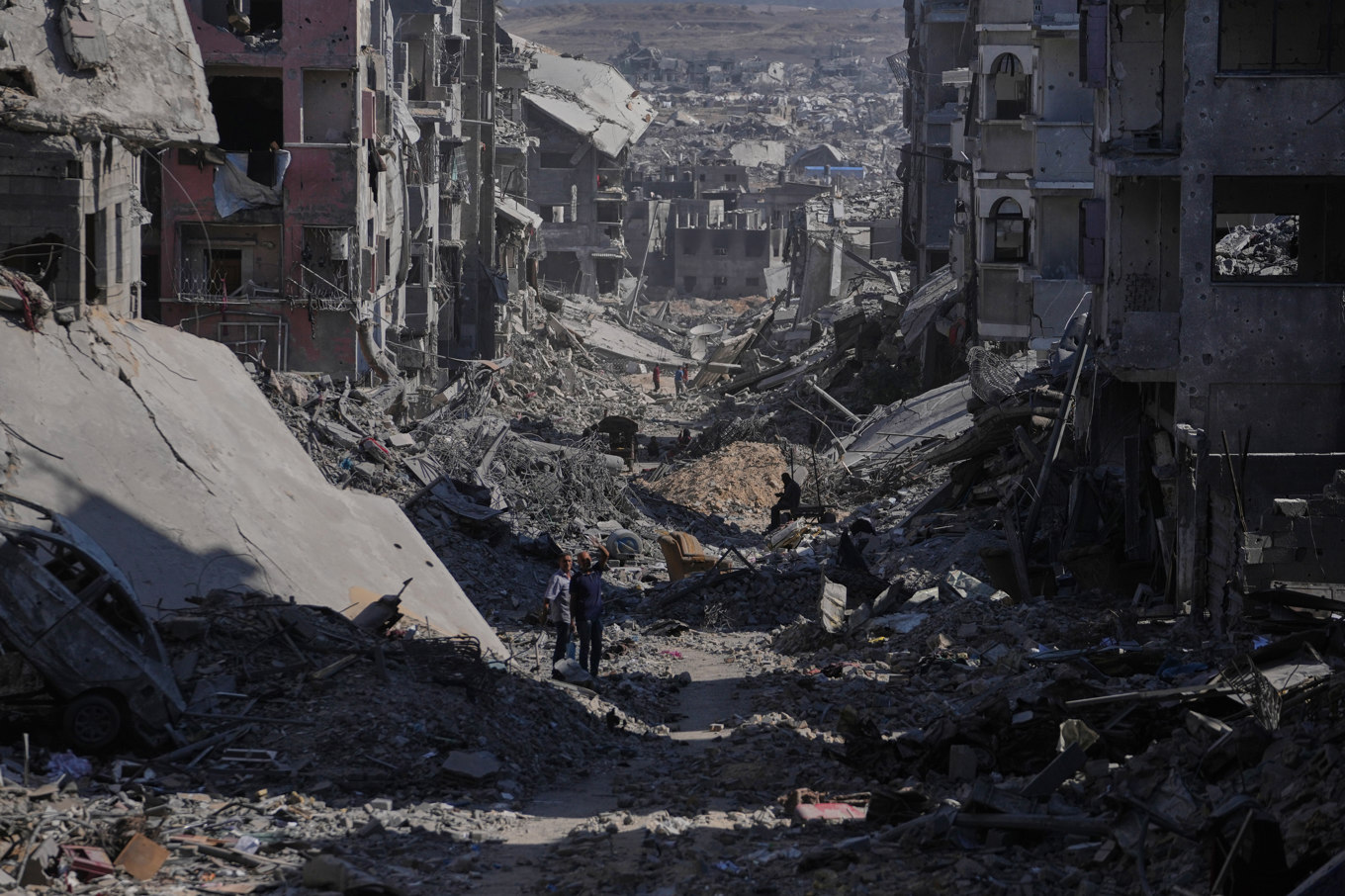 Krigets förödelse i Gaza stad. Bild från i torsdags. Foto: Jehad Alshrafi/AP/TT