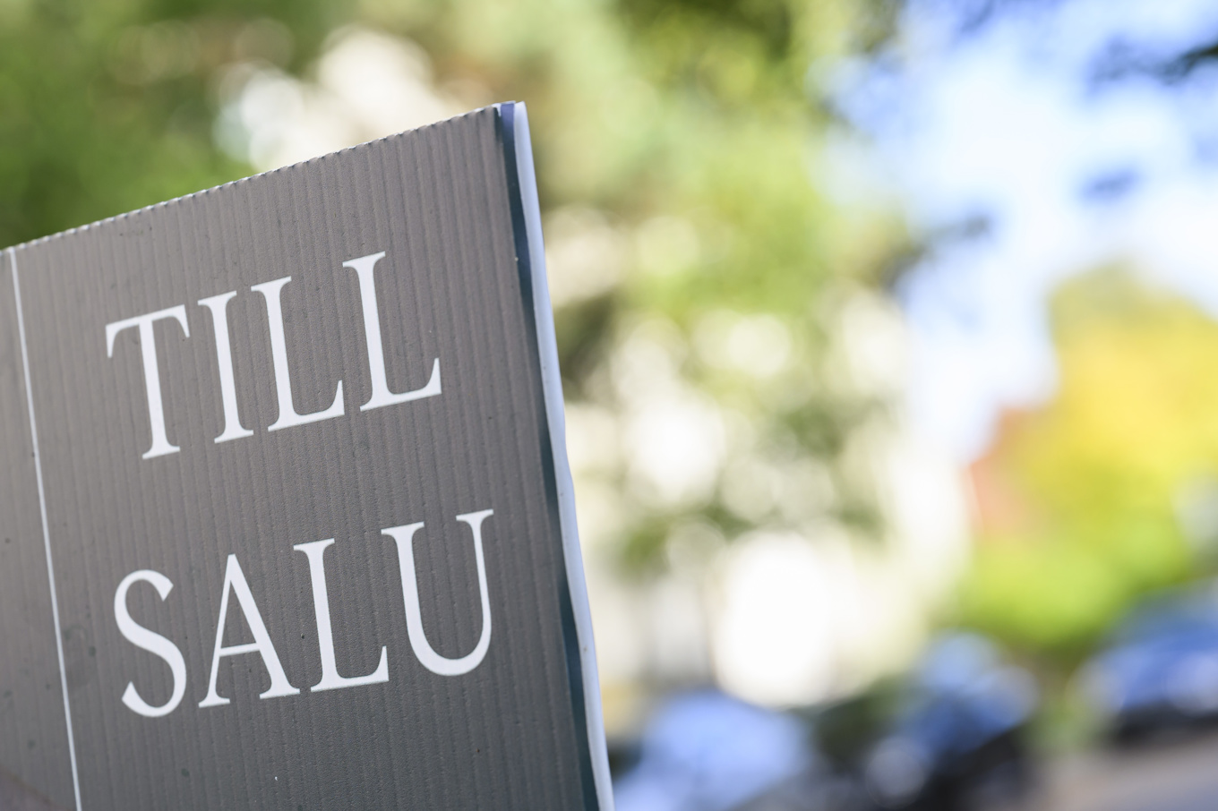 Regeringen och SD vill höja taket för hur stora lån en bostadsköpare får ha samt slopa det extra amorteringskravet. Riksgälden, Riksbanken och Konjunkturinstitutet ser risker med förslagen. Arkivbild. Foto: Henrik Montgomery/TT