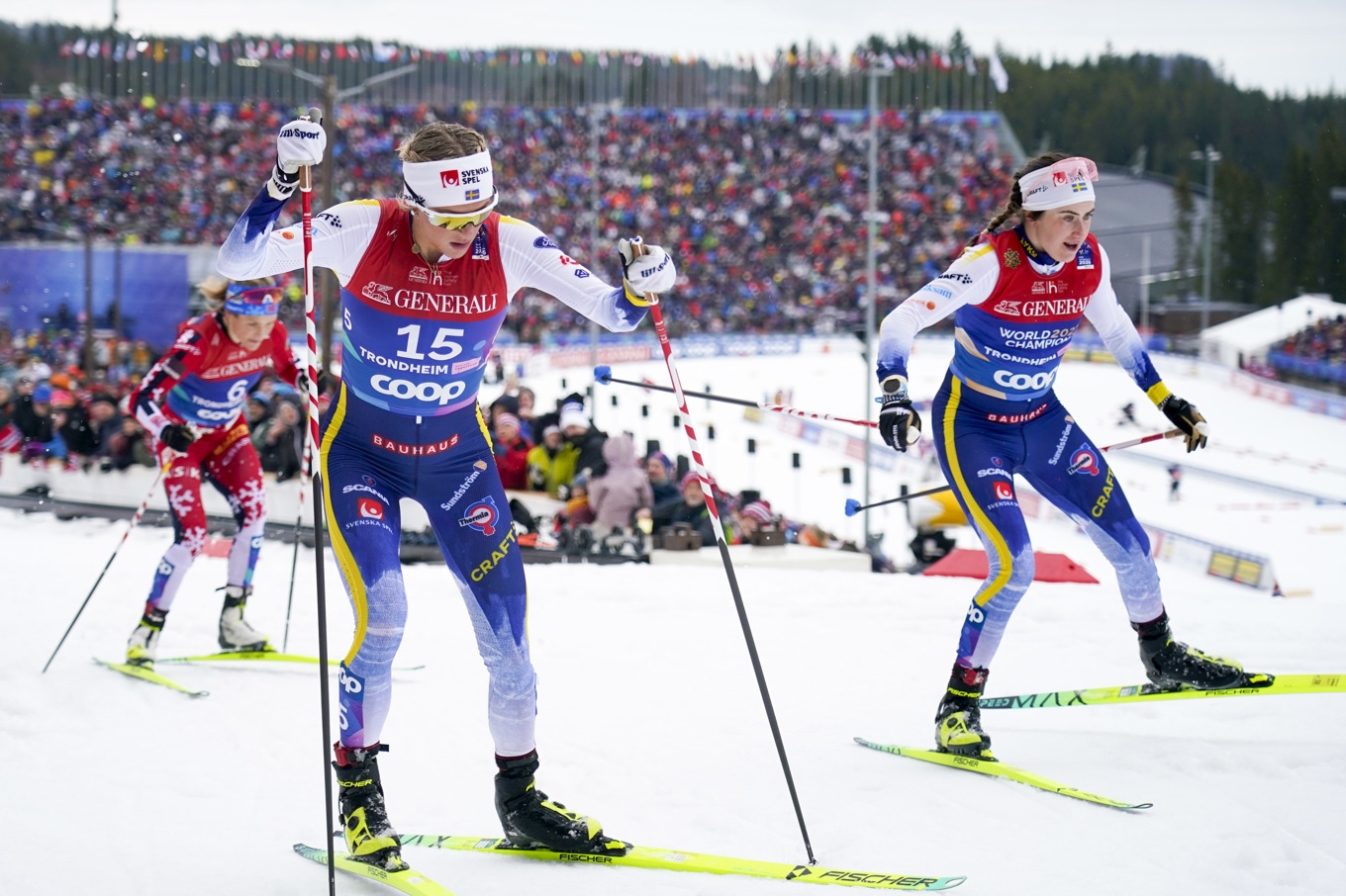De svenska stjärnorna Frida Karlsson (till vänster) och Ebba Andersson (till höger). Arkivbild. Foto: Gorm Kallestad/NTB/TT